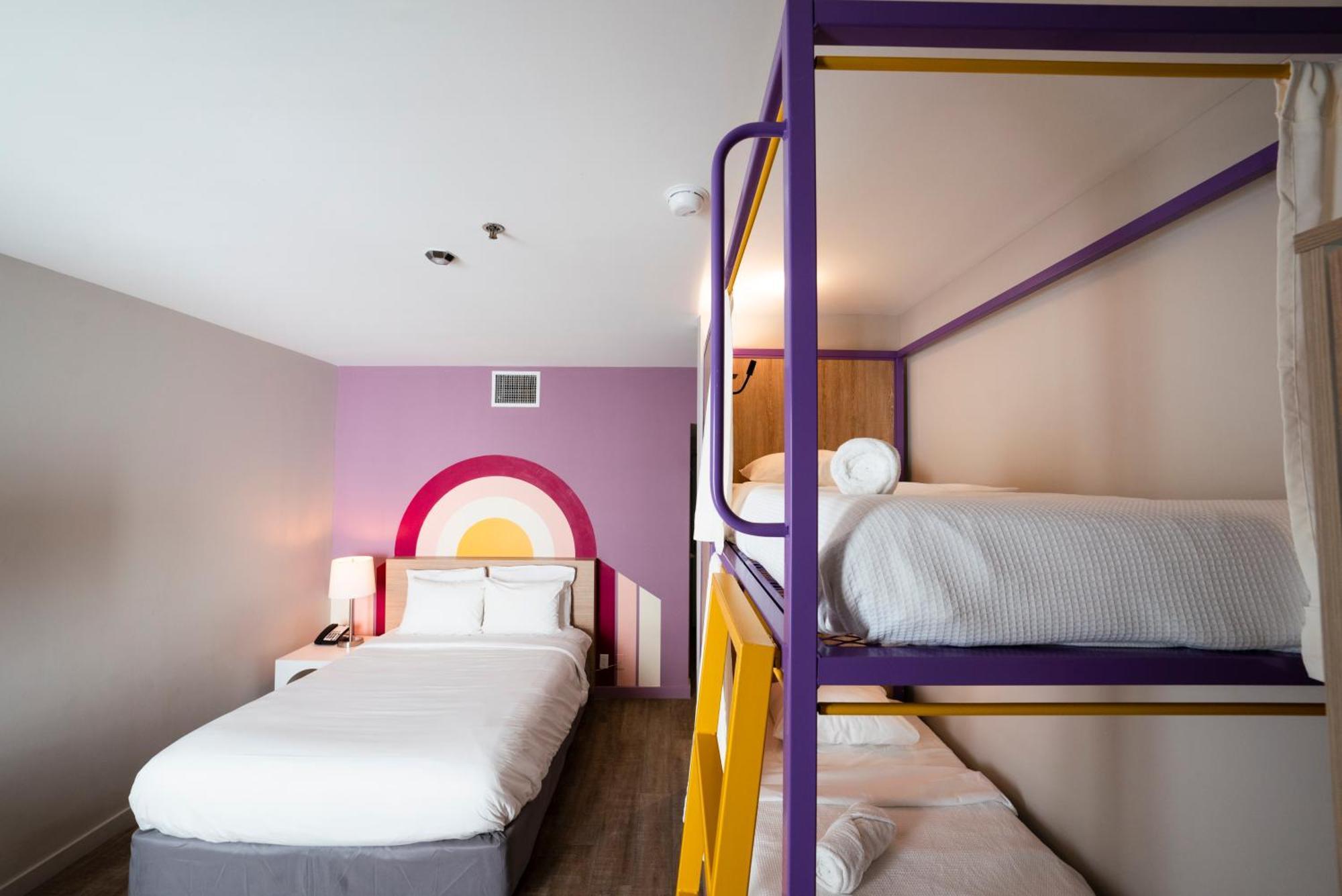 Stiles Hotel 4*